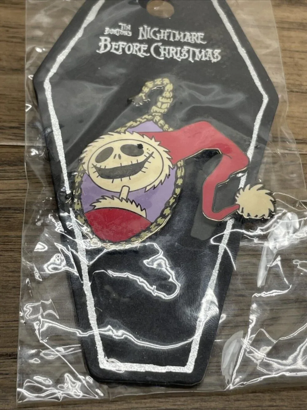 NEW Disney Pin Nightmare Before Christmas Hanging Jack Skellington Santa KG